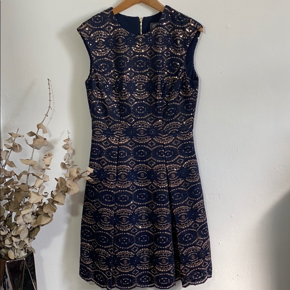 Vince Camuto Sheath Dress - Picture 14 of 14